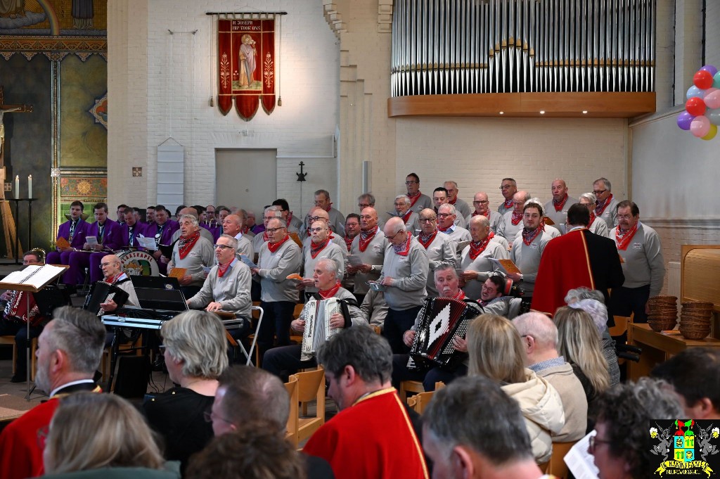 ../Images/Kerkmis 66 jaar Kaninefaaten 028.jpg